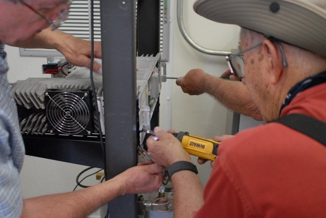 Installing MTR2000 repeater